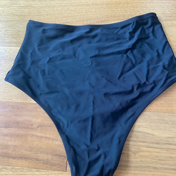 High waisted cheeky Aerie swim bottom - Picture 2 of 3